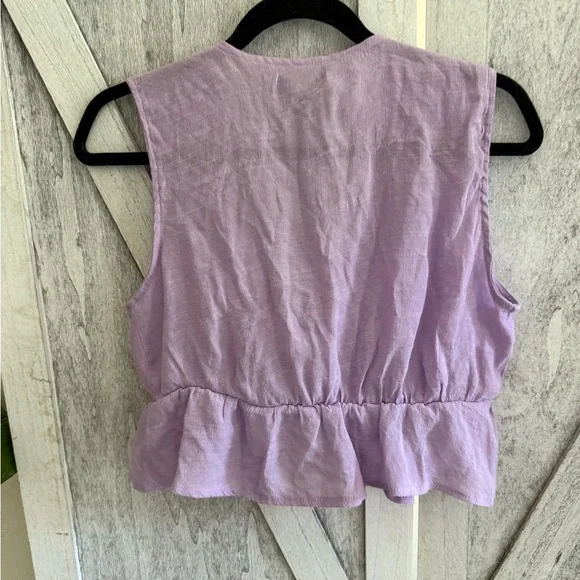 Lavender Ruffle Sleeveless Crop Top - Picture 9 of 13